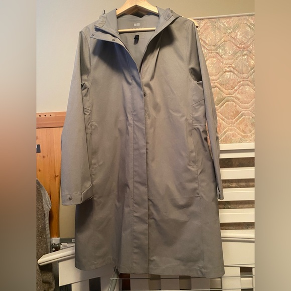 Uniqlo Jackets & Blazers - Uniqlo Blocktech Parka Size L
